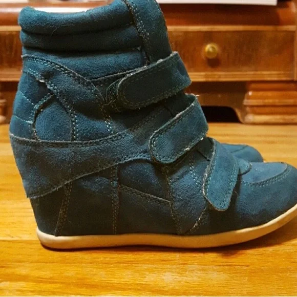 Teal Wedge Sneakers - Picture 4 of 8